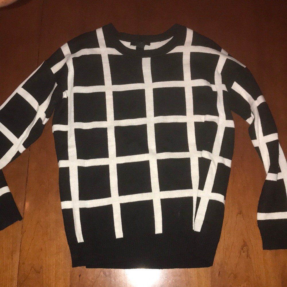 Black and white sweater